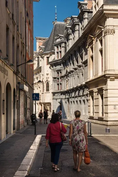 Grenoble par les initiés : 6 endroits où la ville se montre sans fard