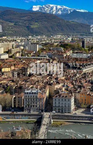 Levez les yeux à Grenoble : ce que les toits alpins racontent de la ville